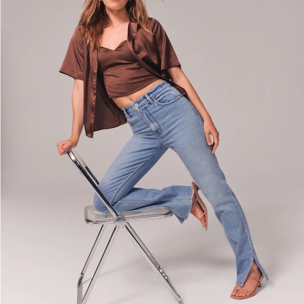 Abercrombie & Fitch - Ultra High Rise 90s Straight Jean